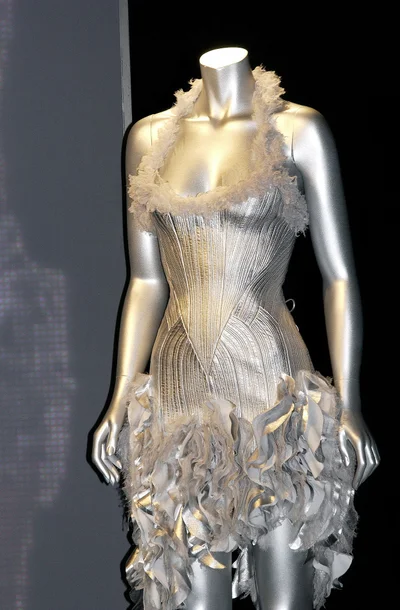 Look 9